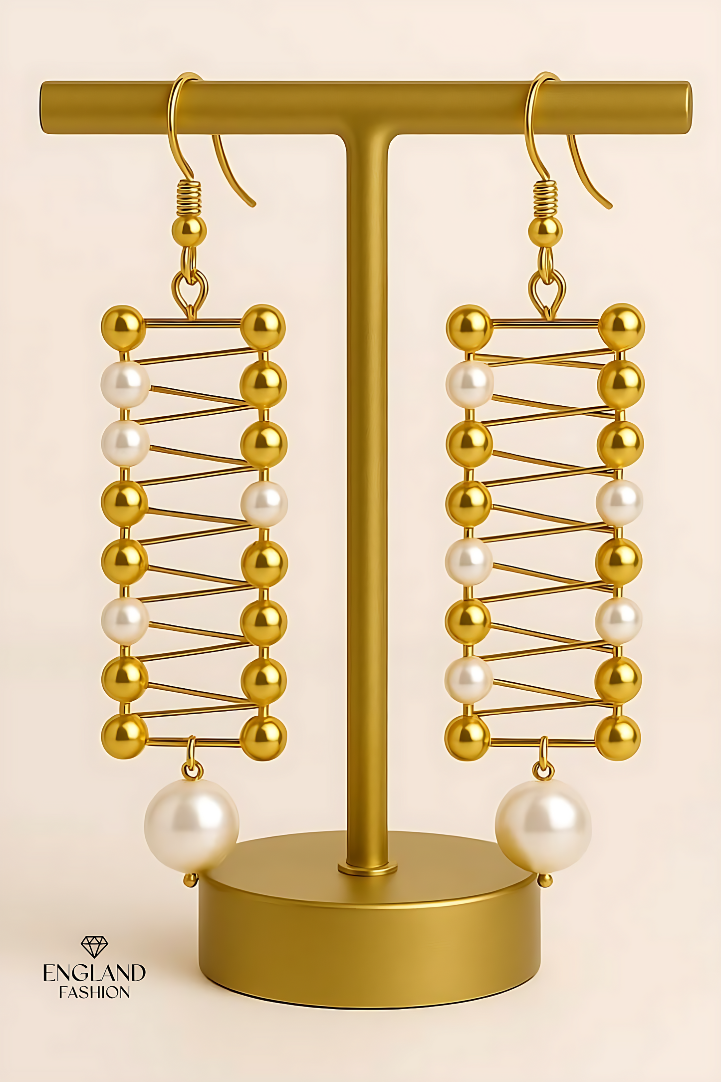 F-Elegant Golden Pearl Lattice Choker – Luxe Statement Jewelry